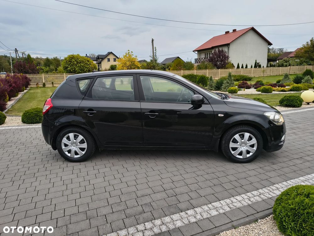 Kia Ceed 1.4 CVVT Spirit - 5