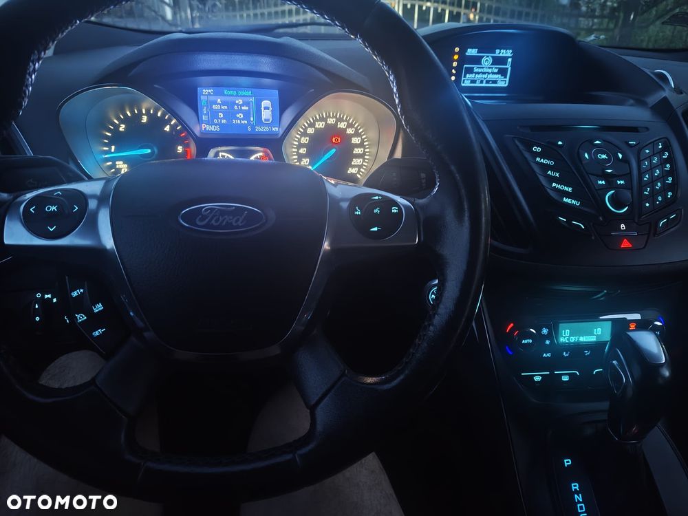 Ford Kuga 2.0 TDCi 4x4 Titanium - 10