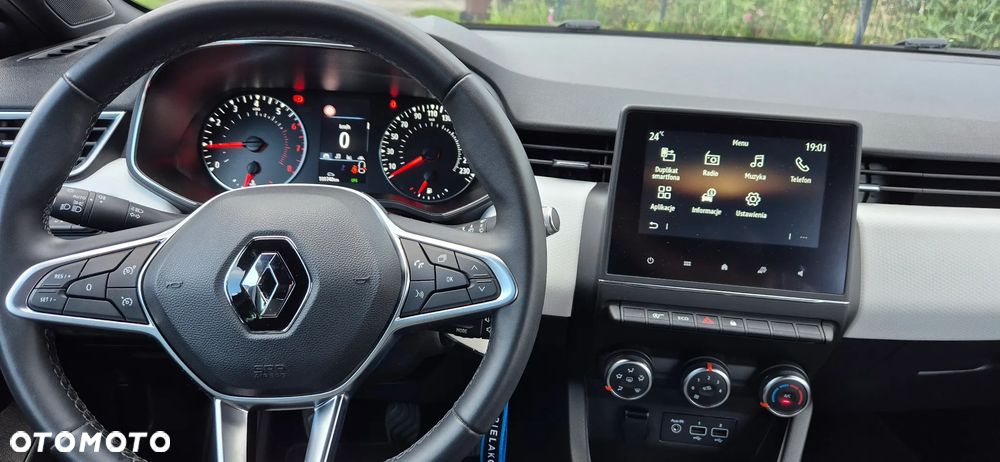 Renault Clio TCe 90 EVOLUTION - 20