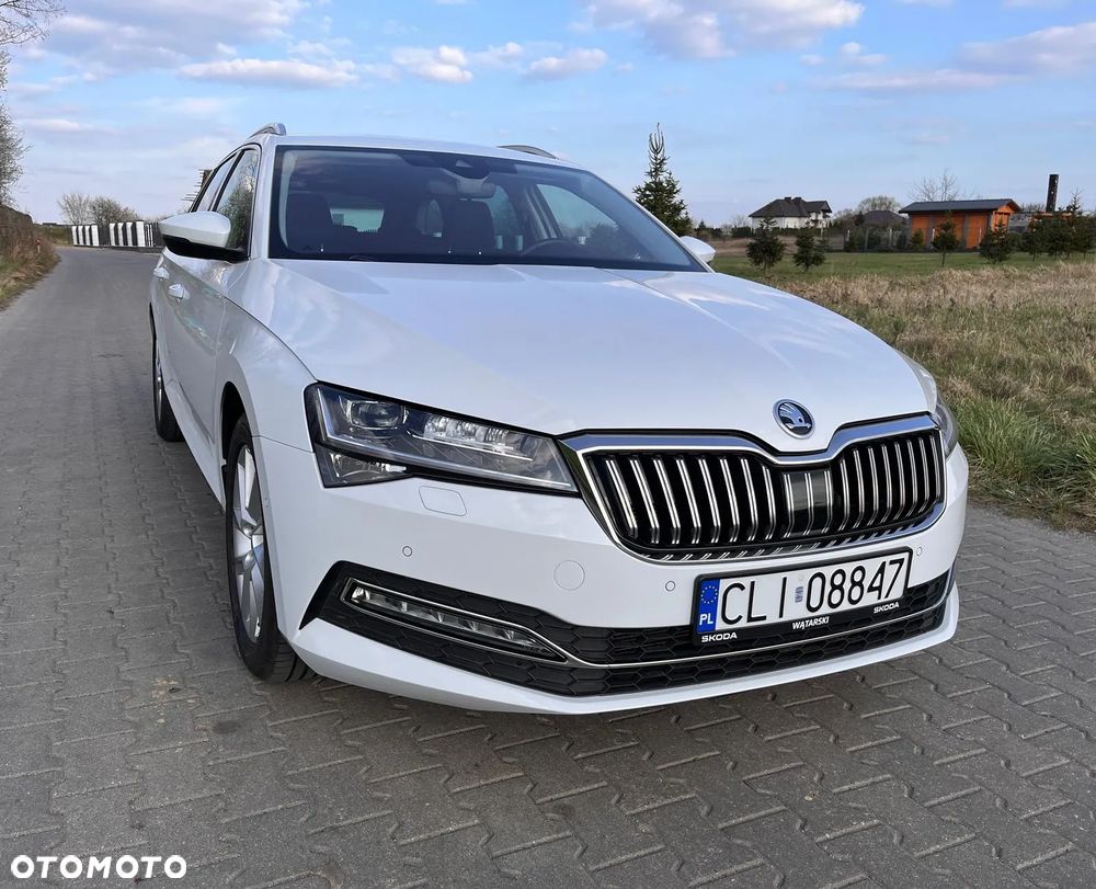 Skoda Superb 2.0 TDI SCR 4x4 Style DSG - 8
