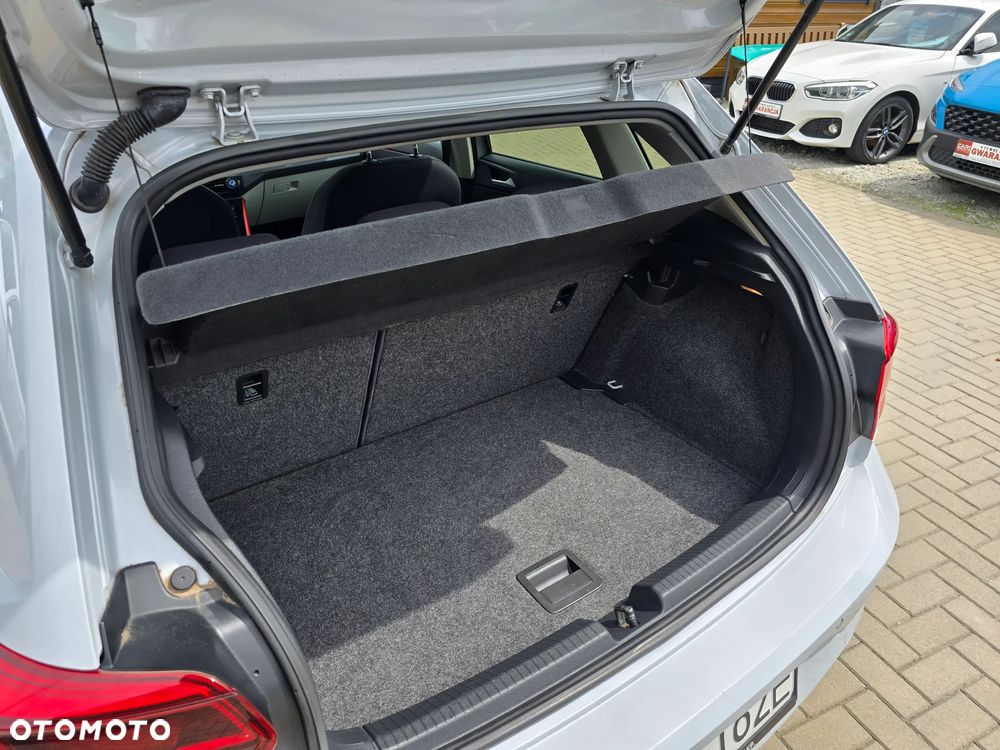 Volkswagen Polo - 18