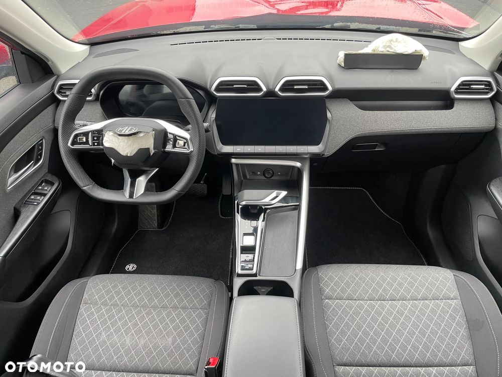 MG ZS Hybrid+ Luxury - 6