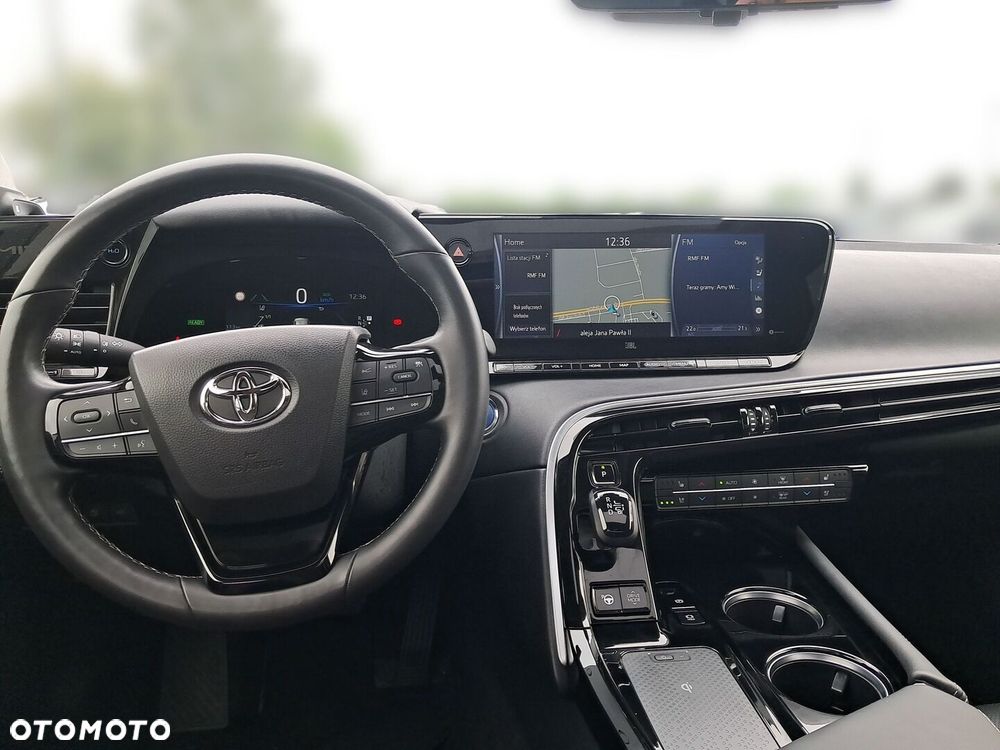 Toyota Mirai - 12