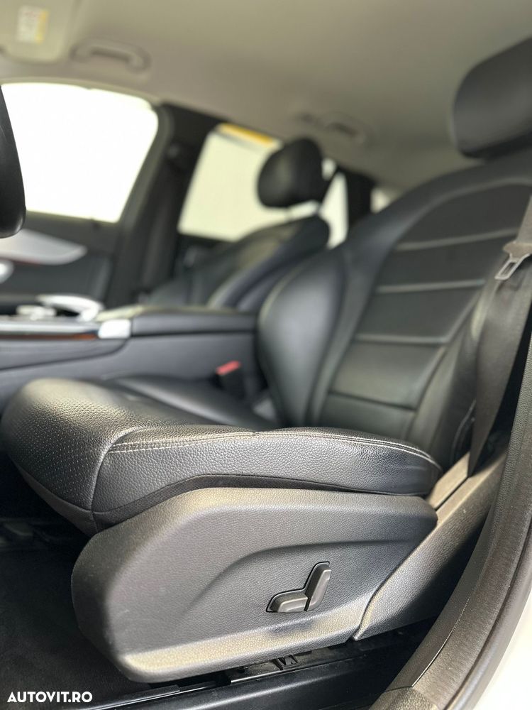 Mercedes-Benz GLC 220 d 4Matic 9G-TRONIC - 13