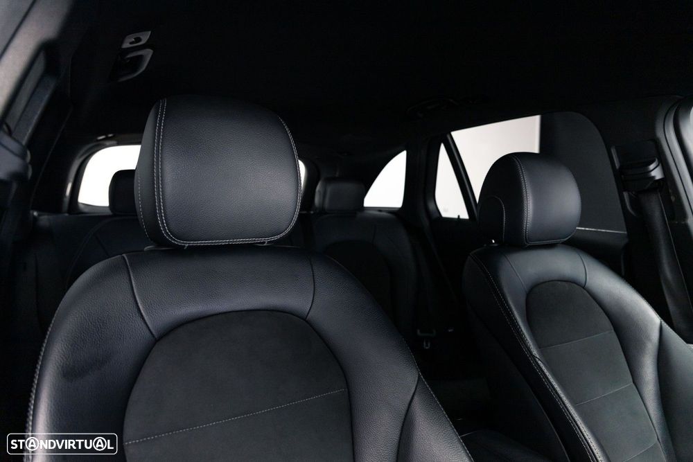 Mercedes-Benz GLC 220 d 4Matic 9G-TRONIC AMG Line - 22