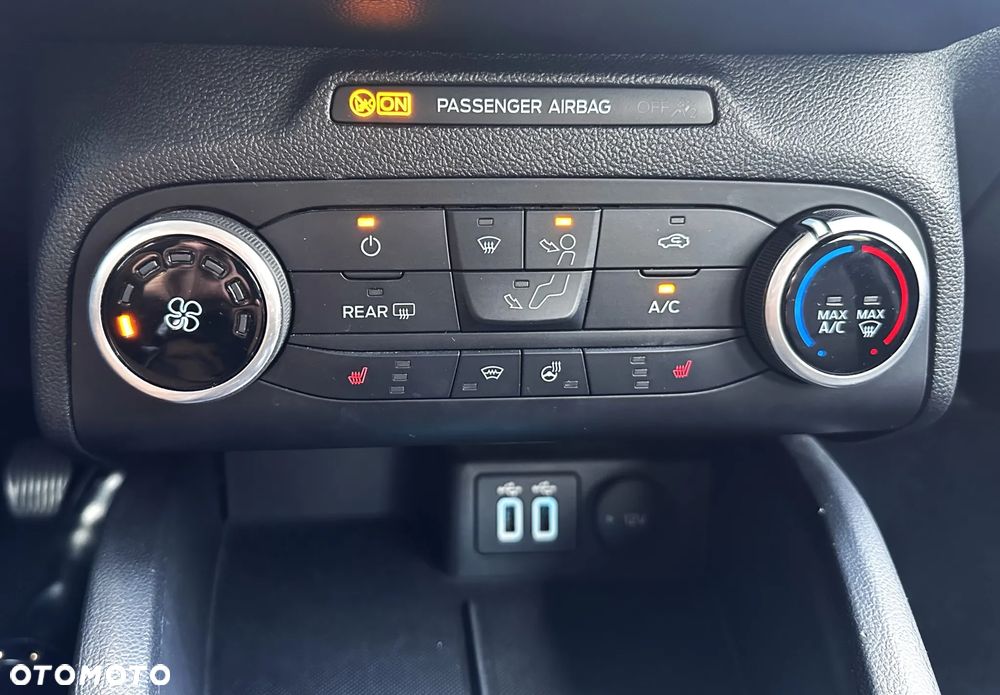 Ford Focus SW 1.5 EcoBlue Connected - 22