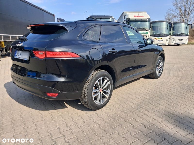 Jaguar F-Pace 2.0 i4D AWD R-Sport - 4