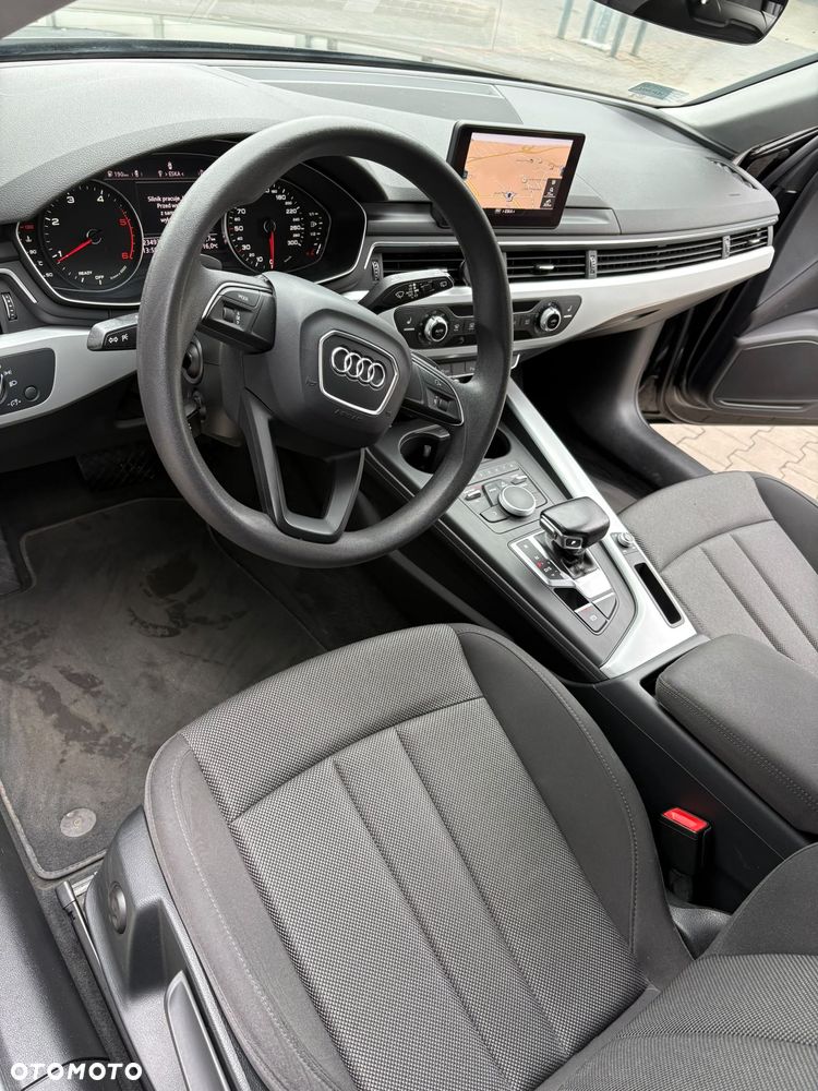 Audi A4 Avant - 8