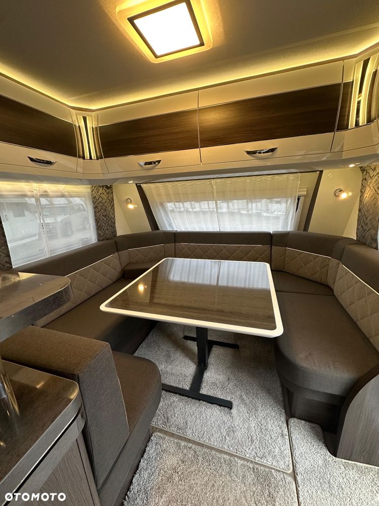 Hobby 560 FC PRESTIGE - 13