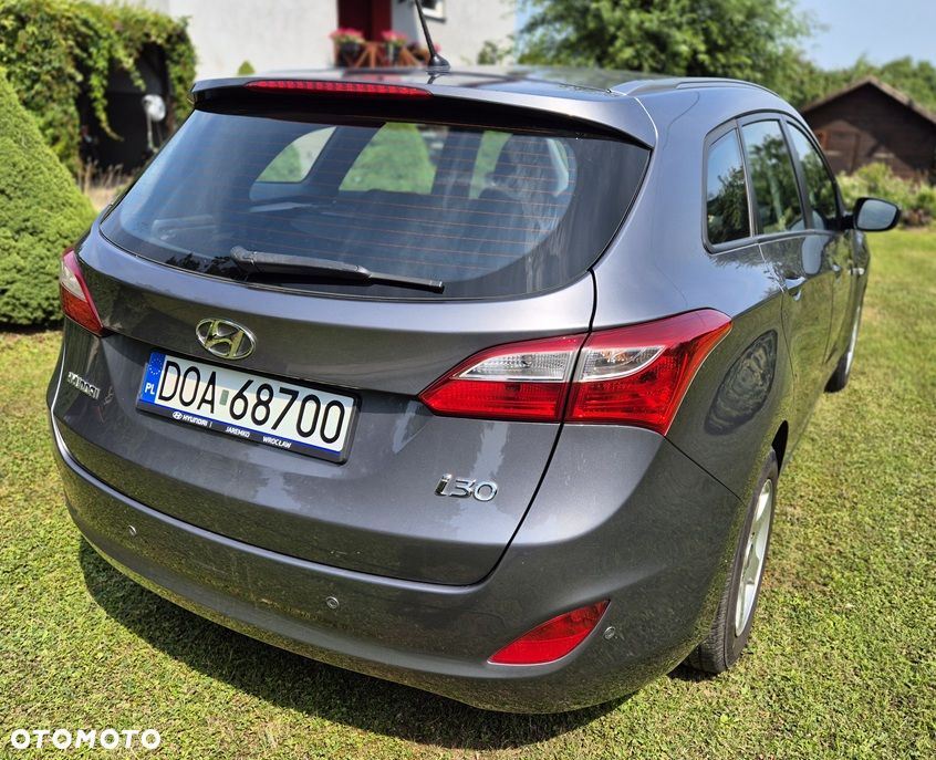 Hyundai i30 1.6 CRDi Classic + - 5