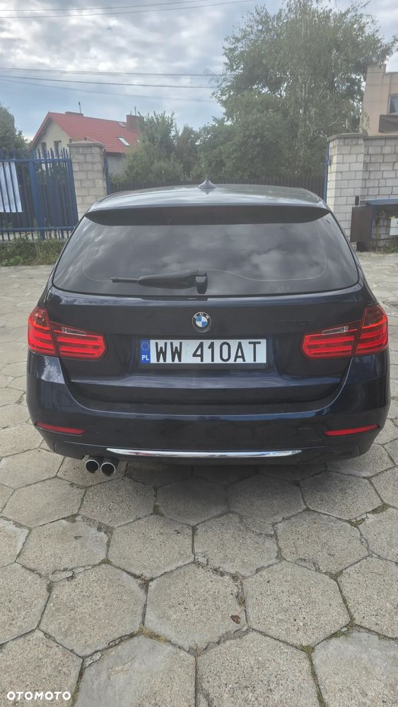 BMW Seria 3 330d Edition Luxury Line Purity - 2