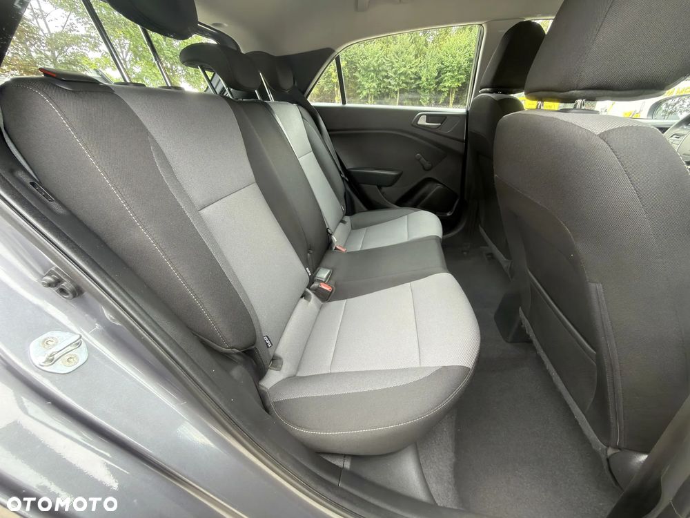 Hyundai i20 1.2 Comfort - 13