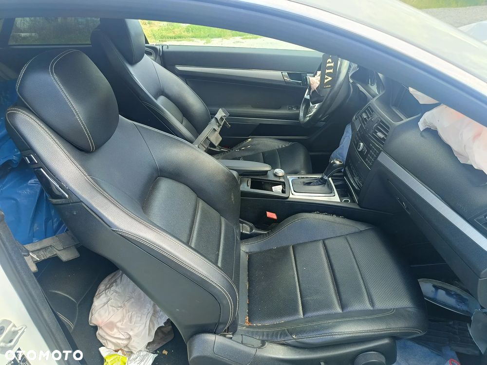 Mercedes-Benz Klasa E 220 (BlueTEC) d 9G-TRONIC - 5