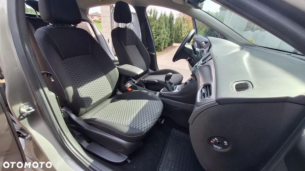 Opel Astra 1.4 T Enjoy - 14