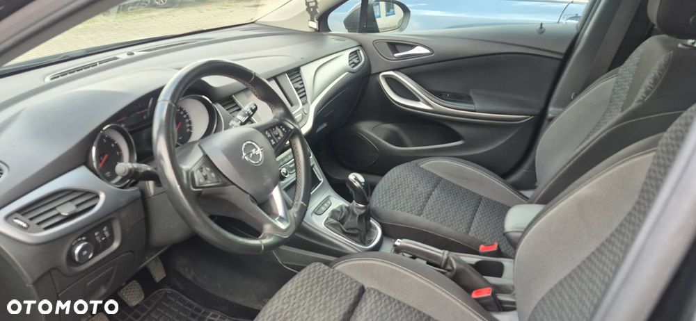Opel Astra 1.2 T Business Elegance S&S - 6