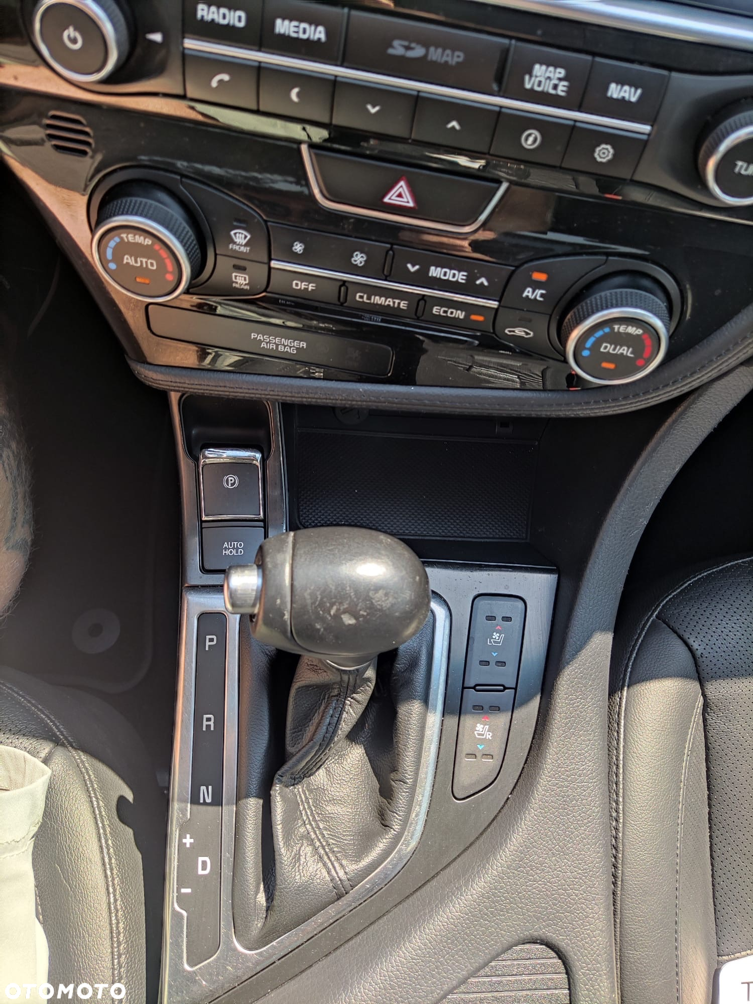 Kia Optima 2.0 CVVT Hybrid Attract - 17