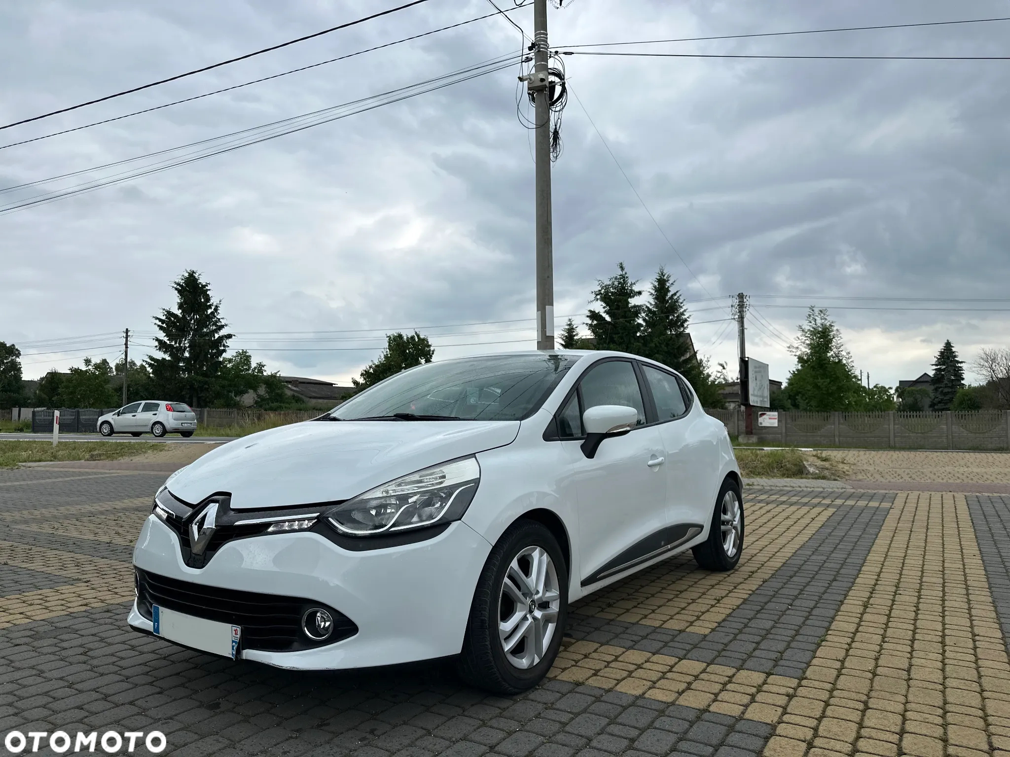 Renault Clio 1.2 16V 75 Limited - 2