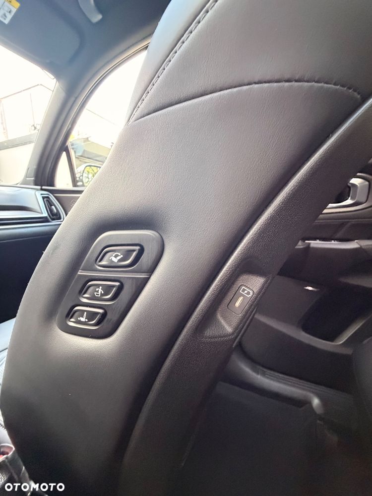 Kia Sorento - 25