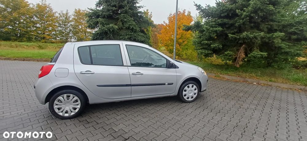 Renault Clio 1.2 16V Dynamique - 5