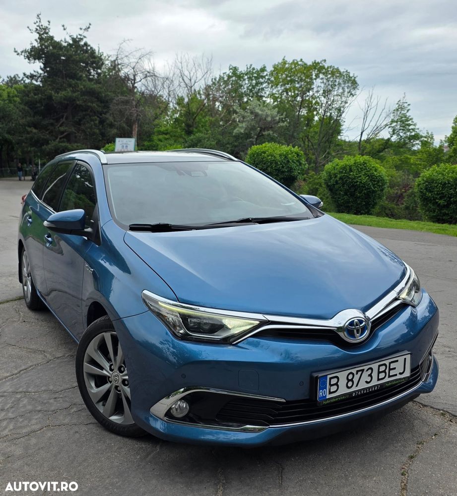 Toyota Auris - 1