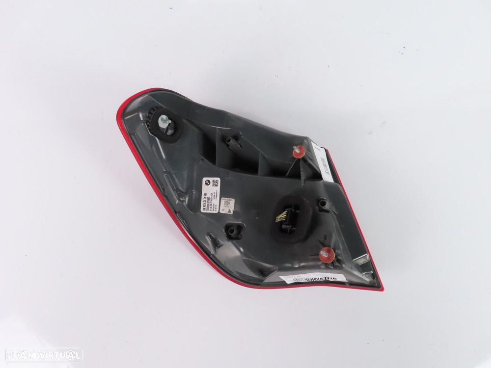 Farolim Esquerdo/Trás Usado / Original BMW 7 (F01, F02, F03, F04) 63217300268 - 2