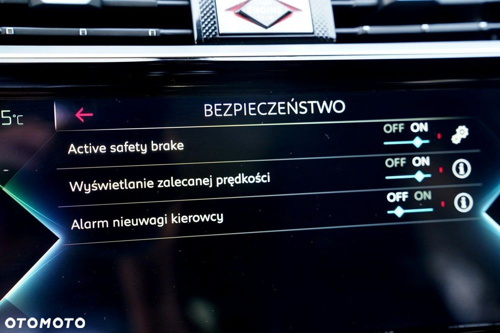 DS Automobiles DS 7 Crossback - 29