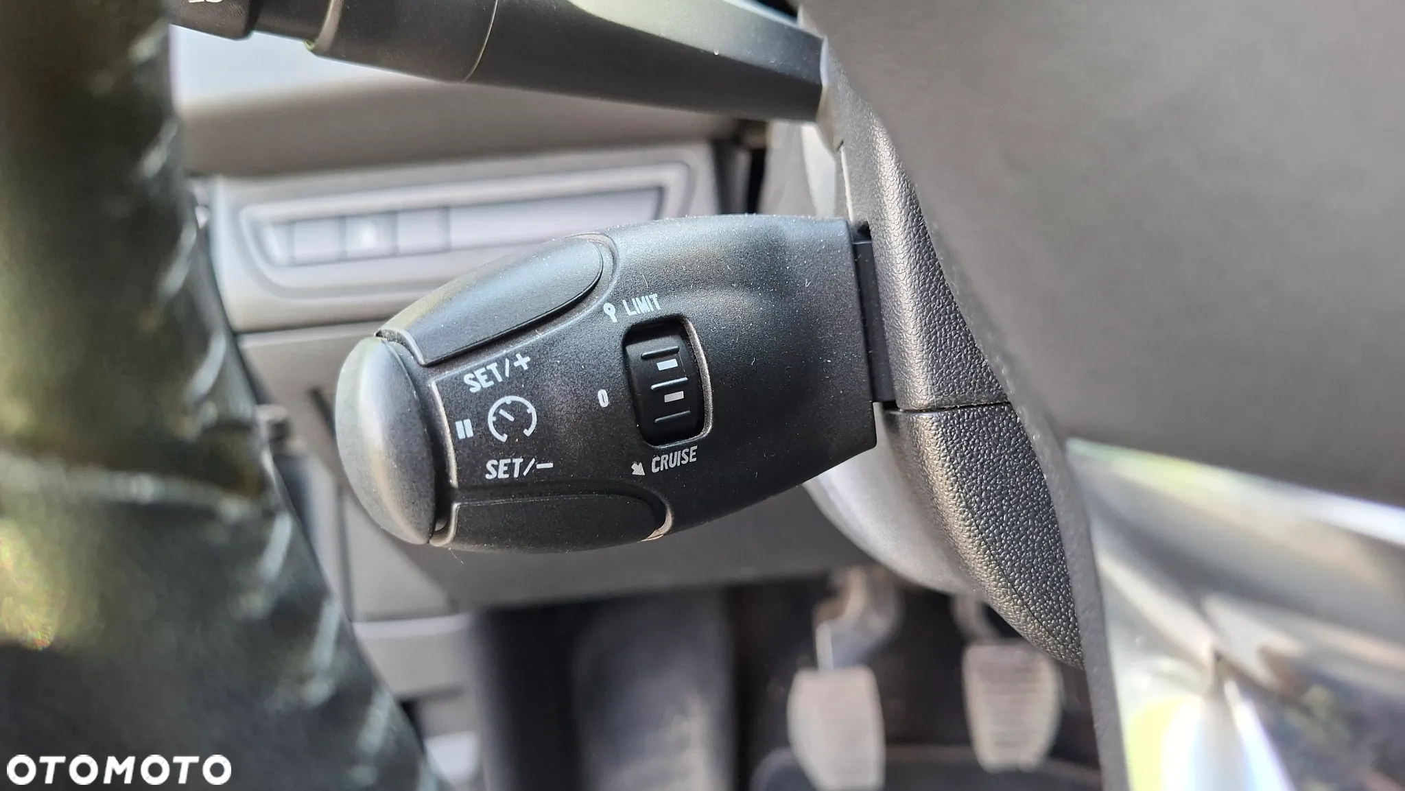 Peugeot 208 1.6 VTi Allure - 18