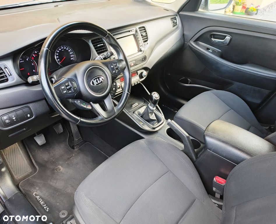 Kia Carens 1.7 CRDi 115 Fifa World Cup Edition - 13