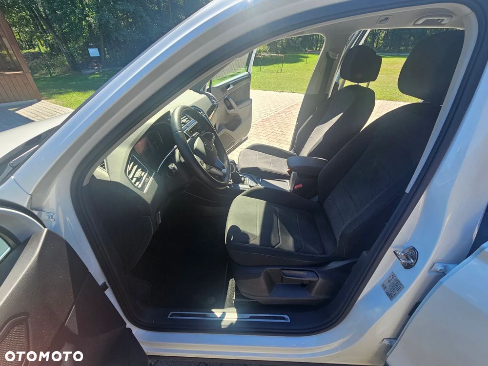Volkswagen Tiguan 2.0 TDI SCR 4MotION DSG Elegance - 16