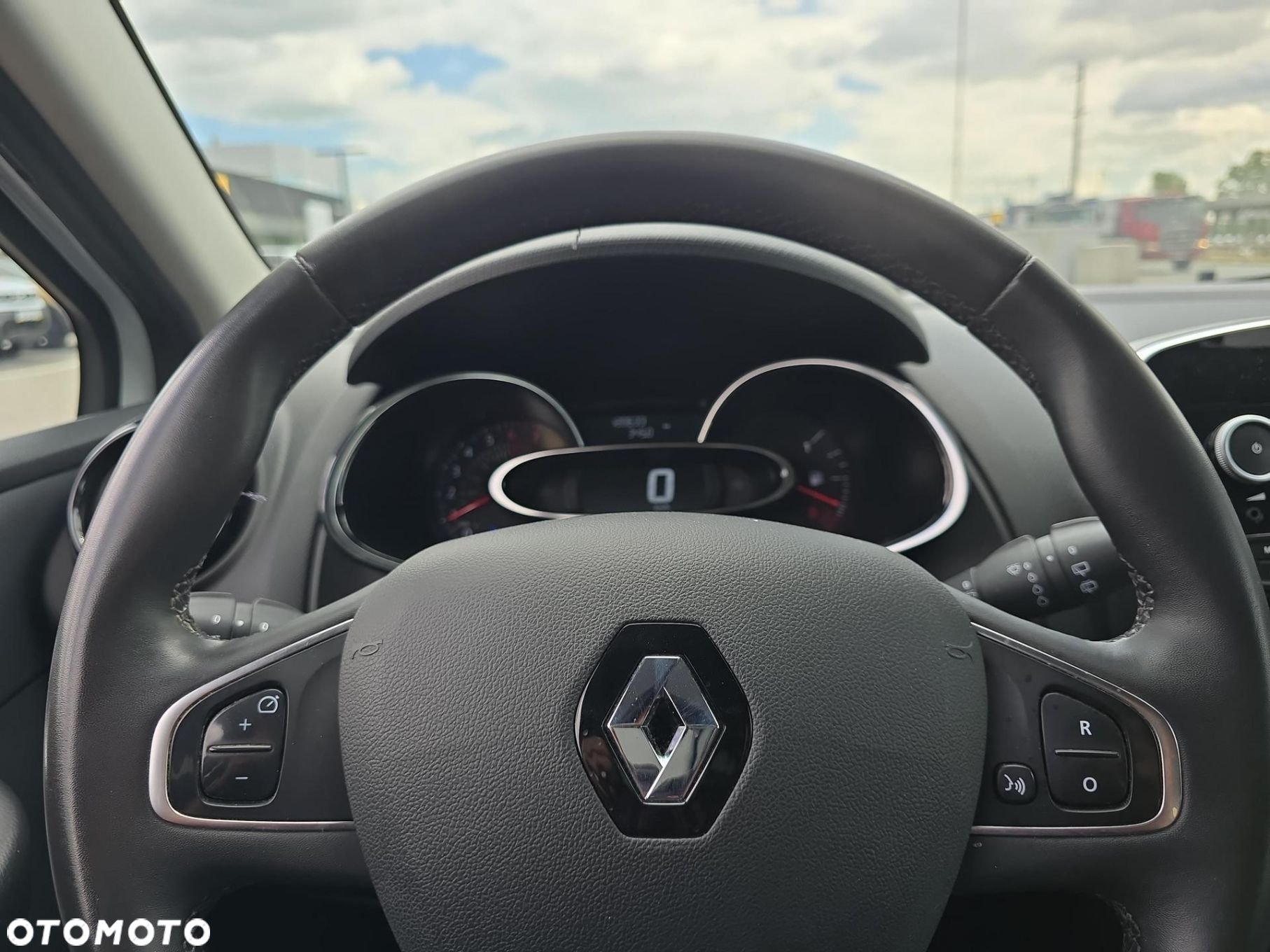 Renault Clio 0.9 Energy TCe Alize - 17