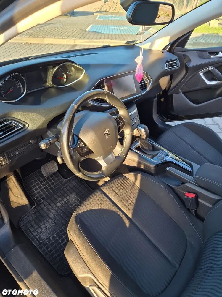 Peugeot 308 - 26