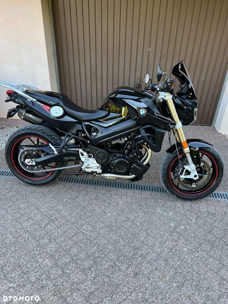 BMW F - 11