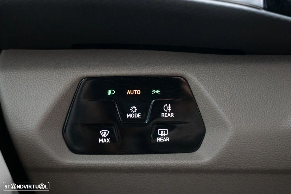 VW Multivan 2.0 TDI Life DSG - 18