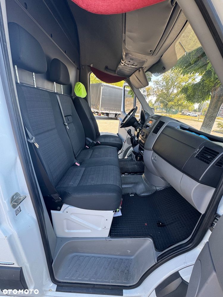 Mercedes-Benz Sprinter - 18