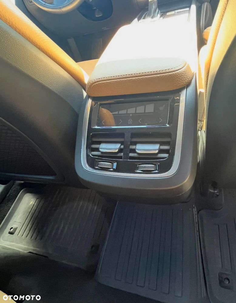 Volvo XC 60 T6 AWD Inscription - 15