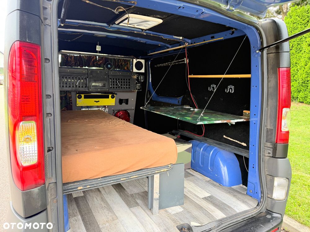 Opel Vivaro - 22