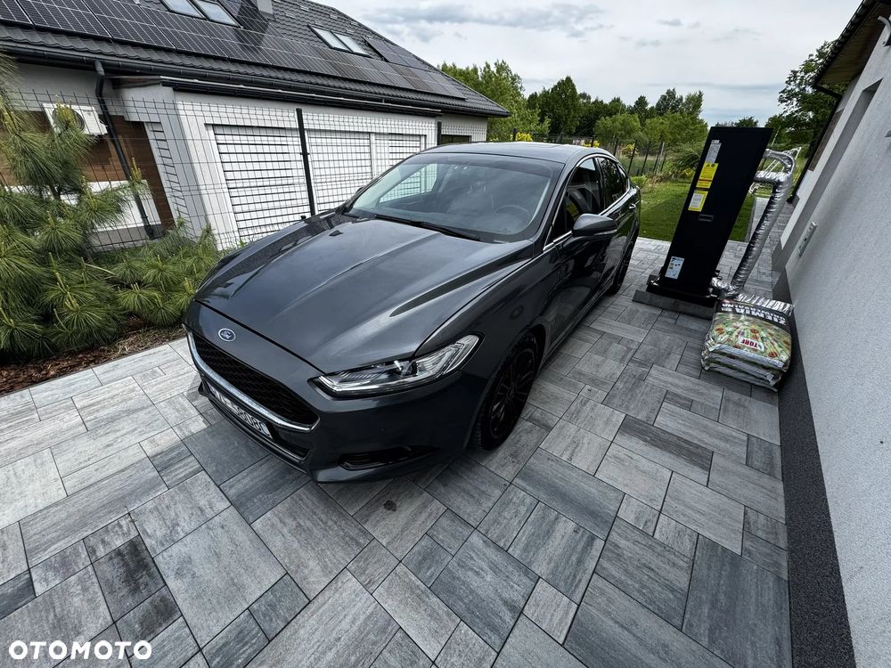 Ford Fusion - 4