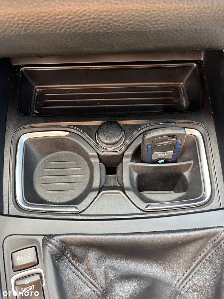 BMW Seria 1 120i M Sport - 27