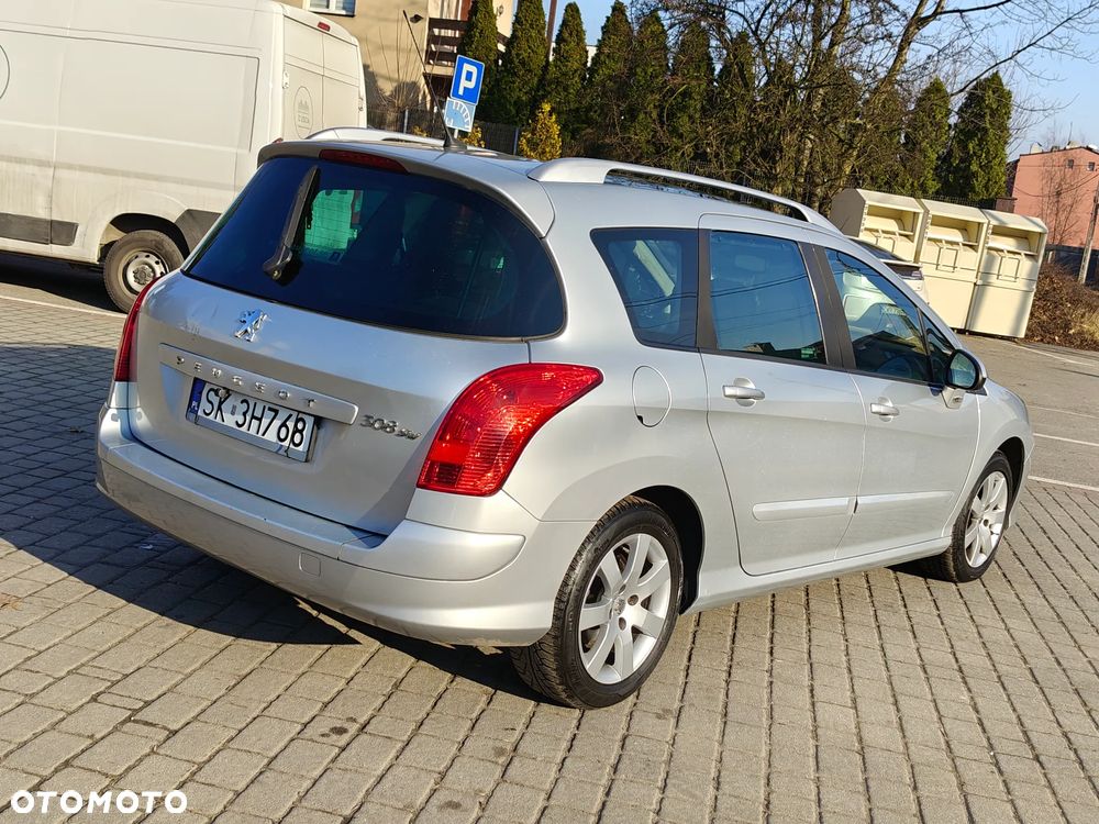 Peugeot 308 1.6 Premium - 10