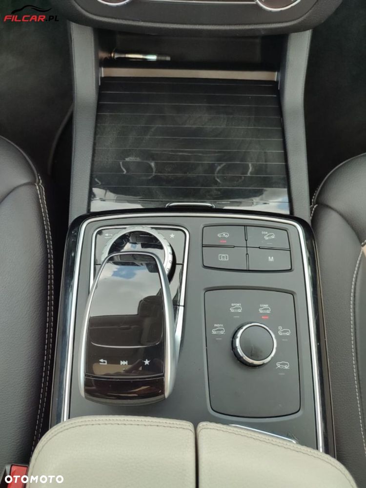 Mercedes-Benz GLE - 18