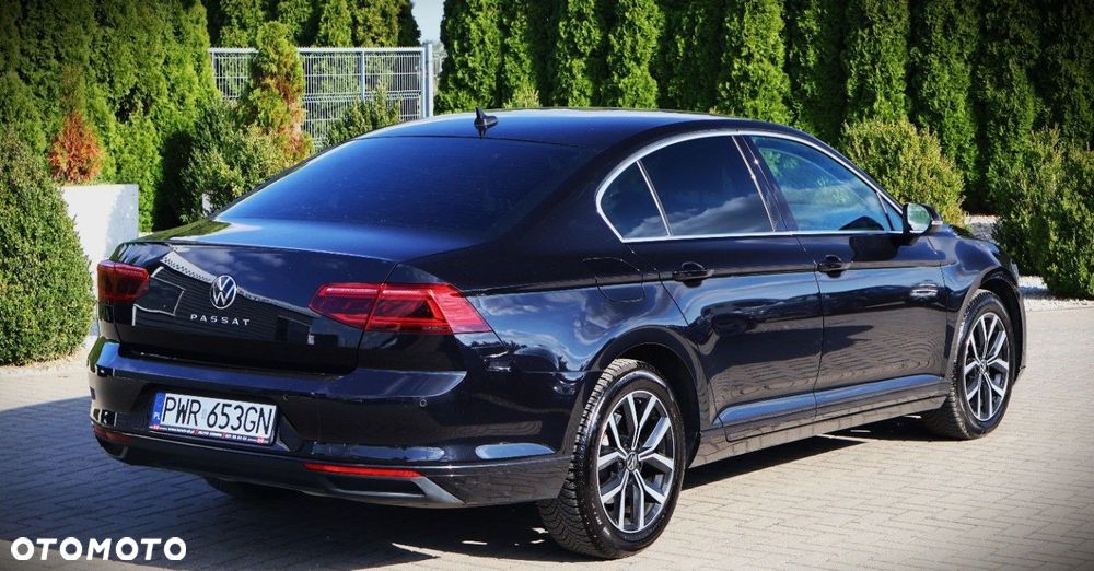 Volkswagen Passat - 5