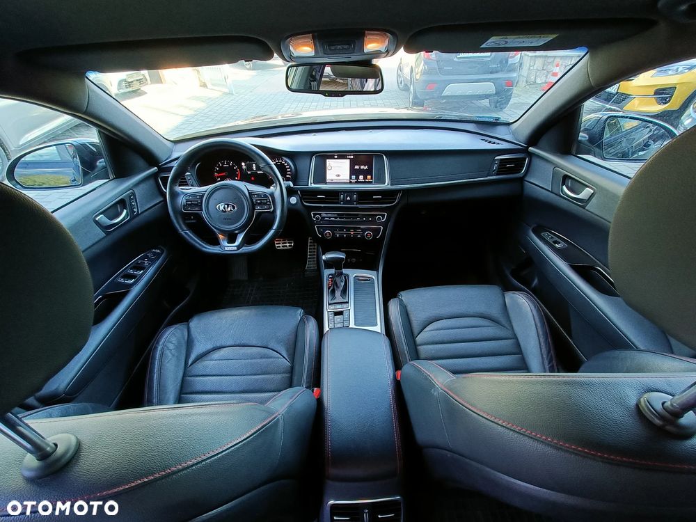Kia Optima - 13