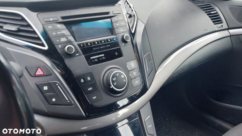 Hyundai i40 Kombi 1.6 Classic - 12