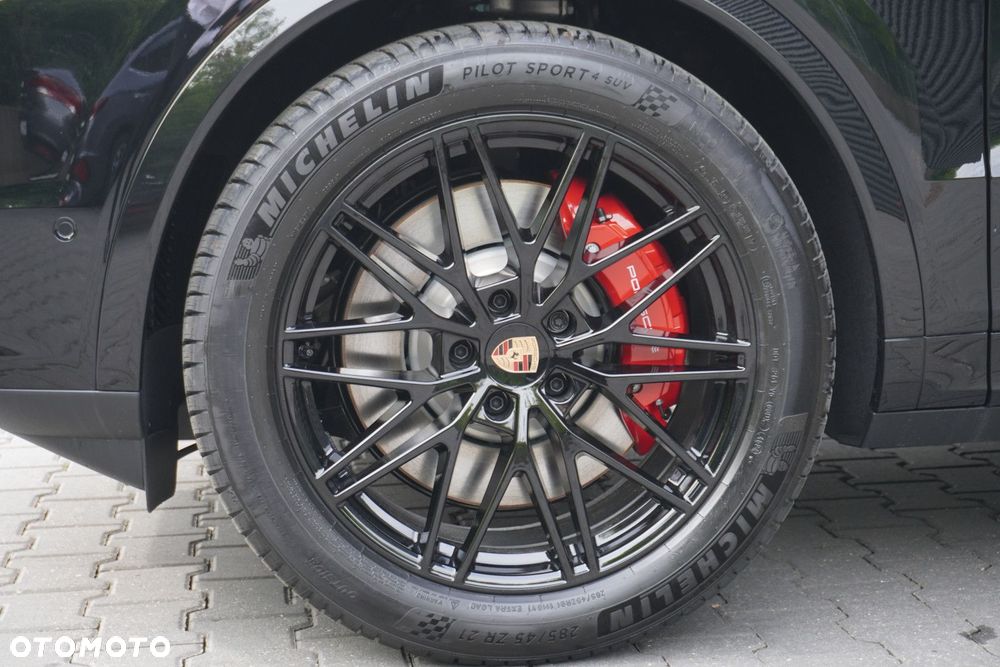 Porsche Cayenne S - 5