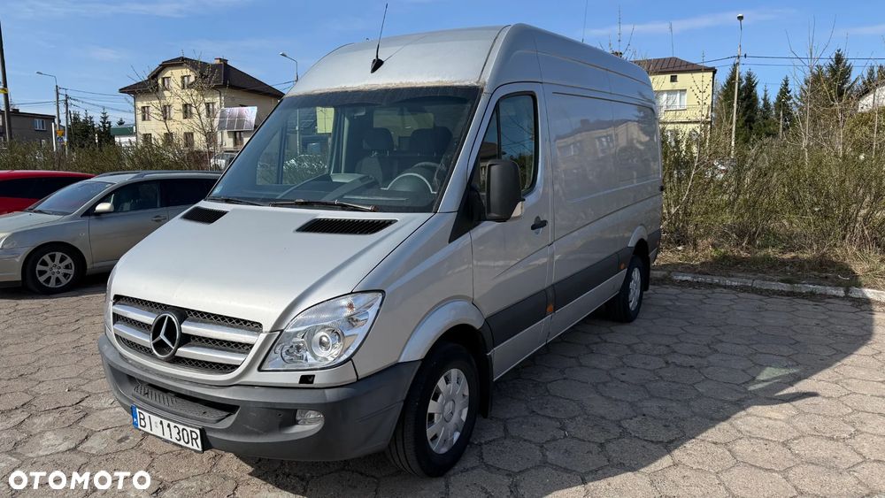 Mercedes-Benz Sprinter - 17