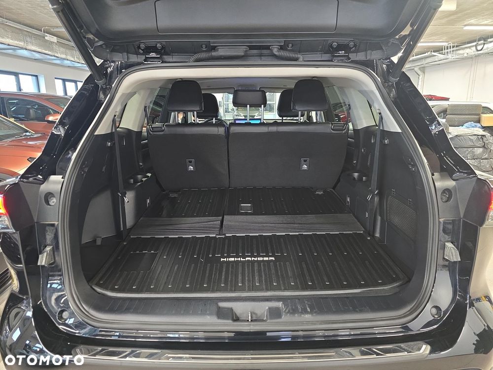 Toyota Highlander - 13