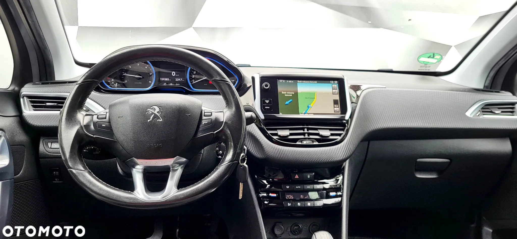 Peugeot 2008 1.6 e-HDi Allure S&S - 21