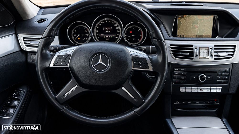 Mercedes-Benz E 200 BlueTEC Avantgarde Auto - 24