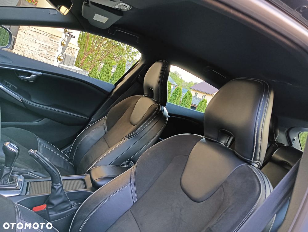 Volvo V40 - 13