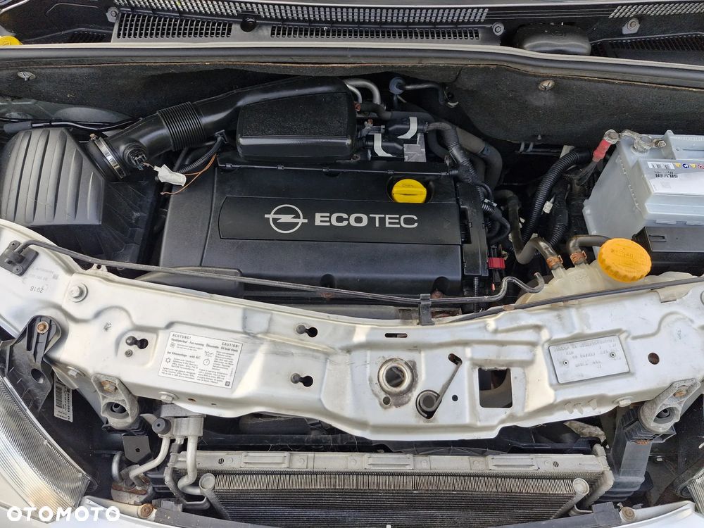 Opel Meriva 1.6 16V Cosmo - 11